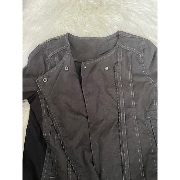 Women's Black Jacket - Picture 4 of 6
